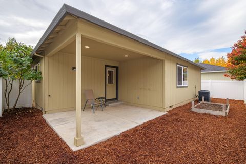 Tiny photo for 238 Westbrook Drive, Rogue River, OR 97537 (MLS # 220211701)