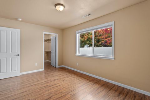 Tiny photo for 238 Westbrook Drive, Rogue River, OR 97537 (MLS # 220211701)