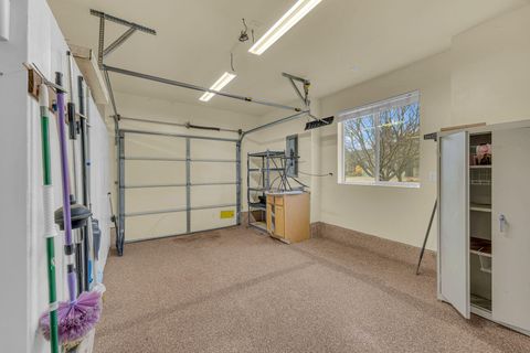 Tiny photo for 20874 Covey Court, Bend, OR 97701 (MLS # 220212469)