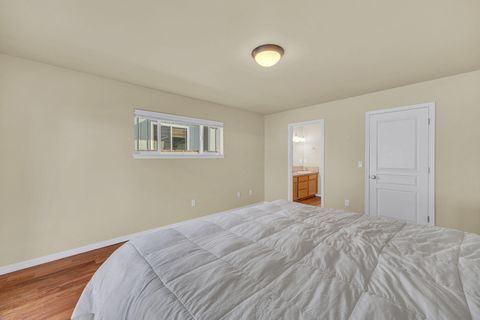 Tiny photo for 20874 Covey Court, Bend, OR 97701 (MLS # 220212469)