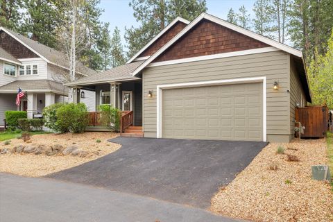 Tiny photo for 19563 Meadowbrook Drive, Bend, OR 97702 (MLS # 220219399)