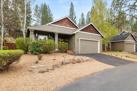 Tiny photo for 19563 Meadowbrook Drive, Bend, OR 97702 (MLS # 220219399)
