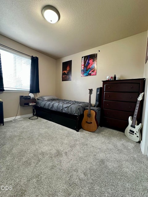 Tiny photo for 2142 NW Elm Avenue, Redmond, OR 97756 (MLS # 220223100)