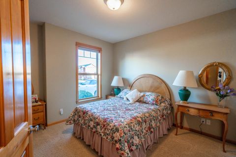 Tiny photo for 3571 SW 36th Place, Redmond, OR 97756 (MLS # 220212982)