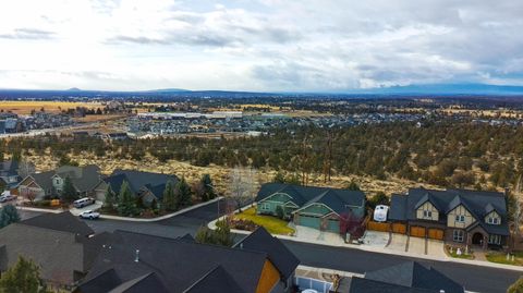 Tiny photo for 3571 SW 36th Place, Redmond, OR 97756 (MLS # 220212982)