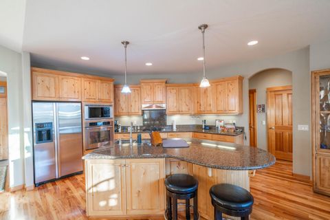 Tiny photo for 3571 SW 36th Place, Redmond, OR 97756 (MLS # 220212982)