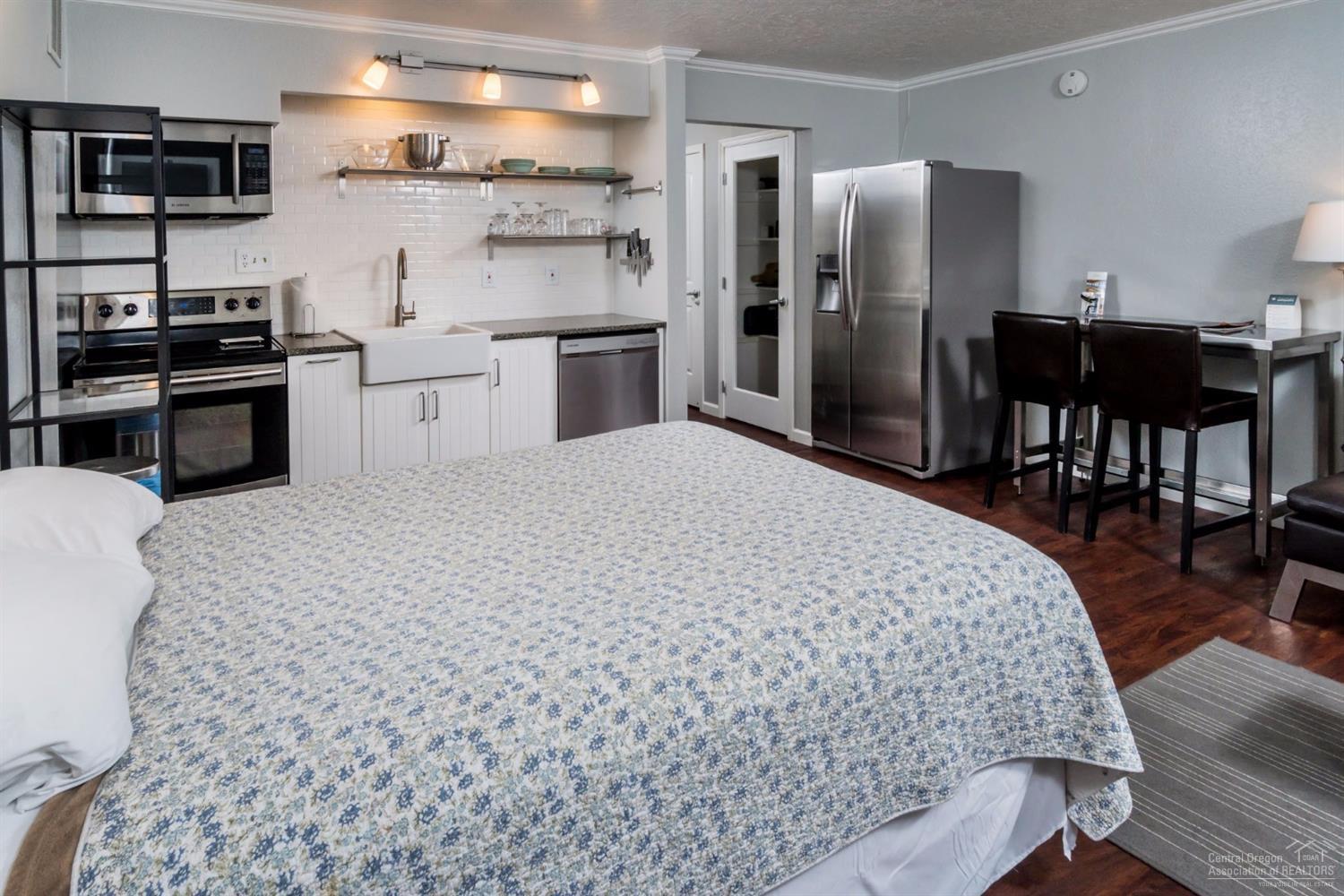 Bend Riverside - Residential