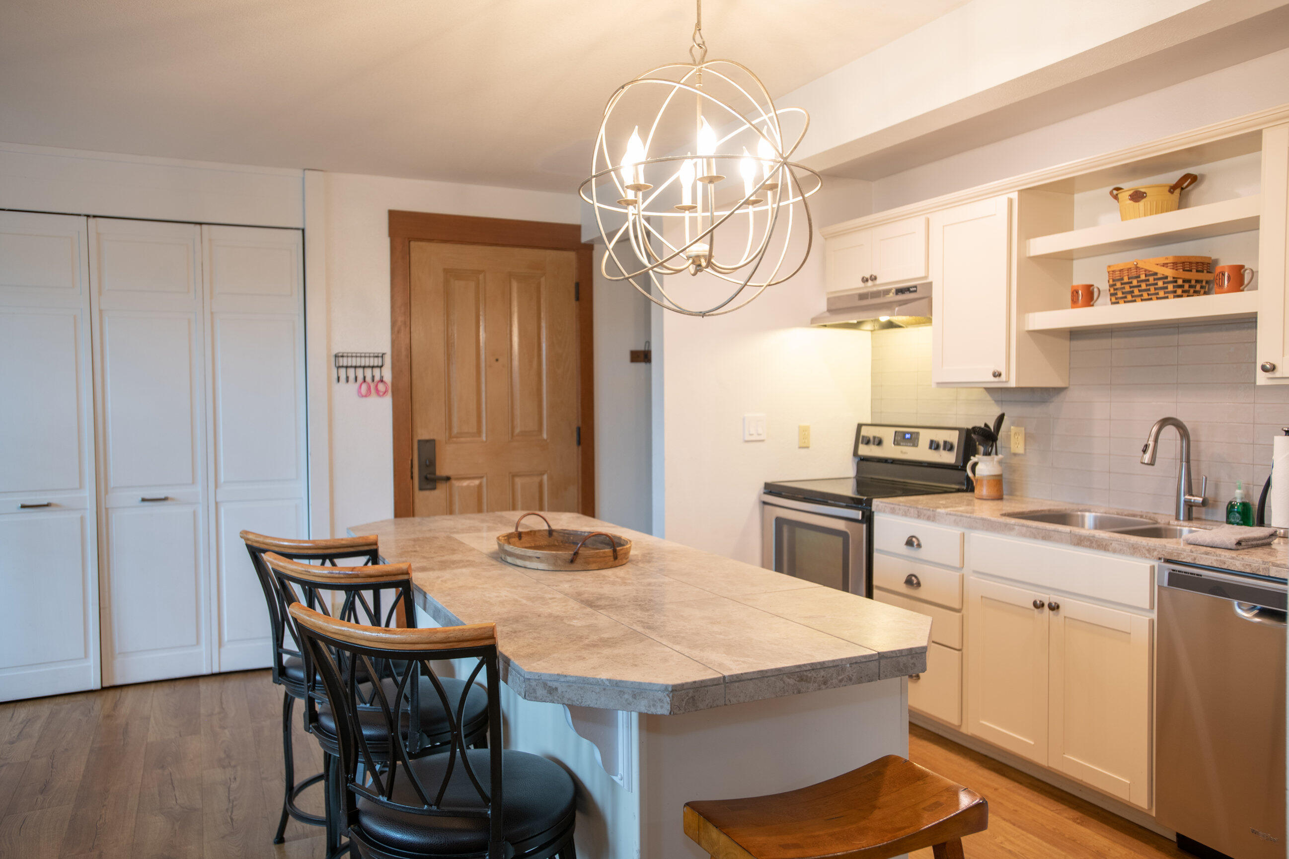 Inn Of The 7th - Residential