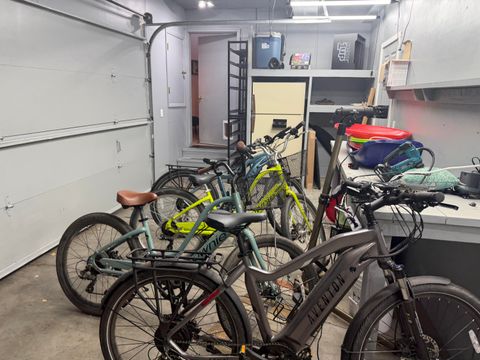 Tiny photo for 17926 Playoff Lane #3, Sunriver, OR 97707 (MLS # 220213891)