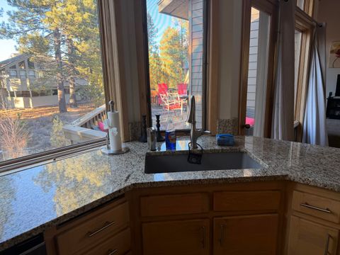 Tiny photo for 17926 Playoff Lane #3, Sunriver, OR 97707 (MLS # 220213891)