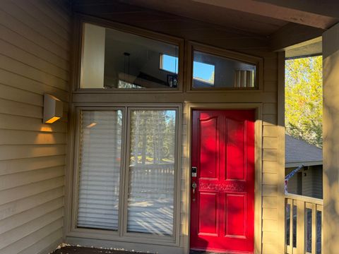 Tiny photo for 17926 Playoff Lane #3, Sunriver, OR 97707 (MLS # 220213891)