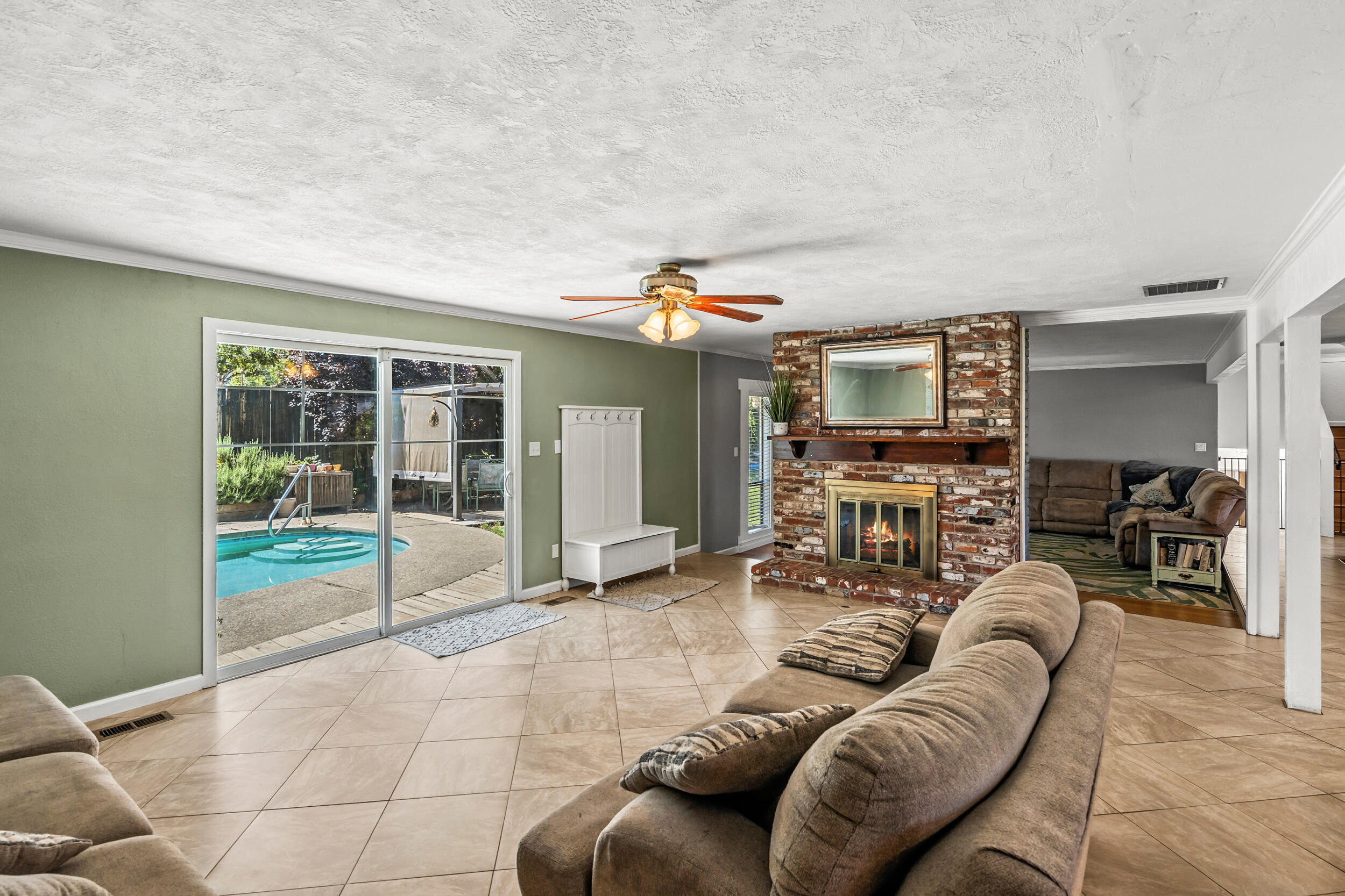 Country Club Meadows Unit No 2 - Residential