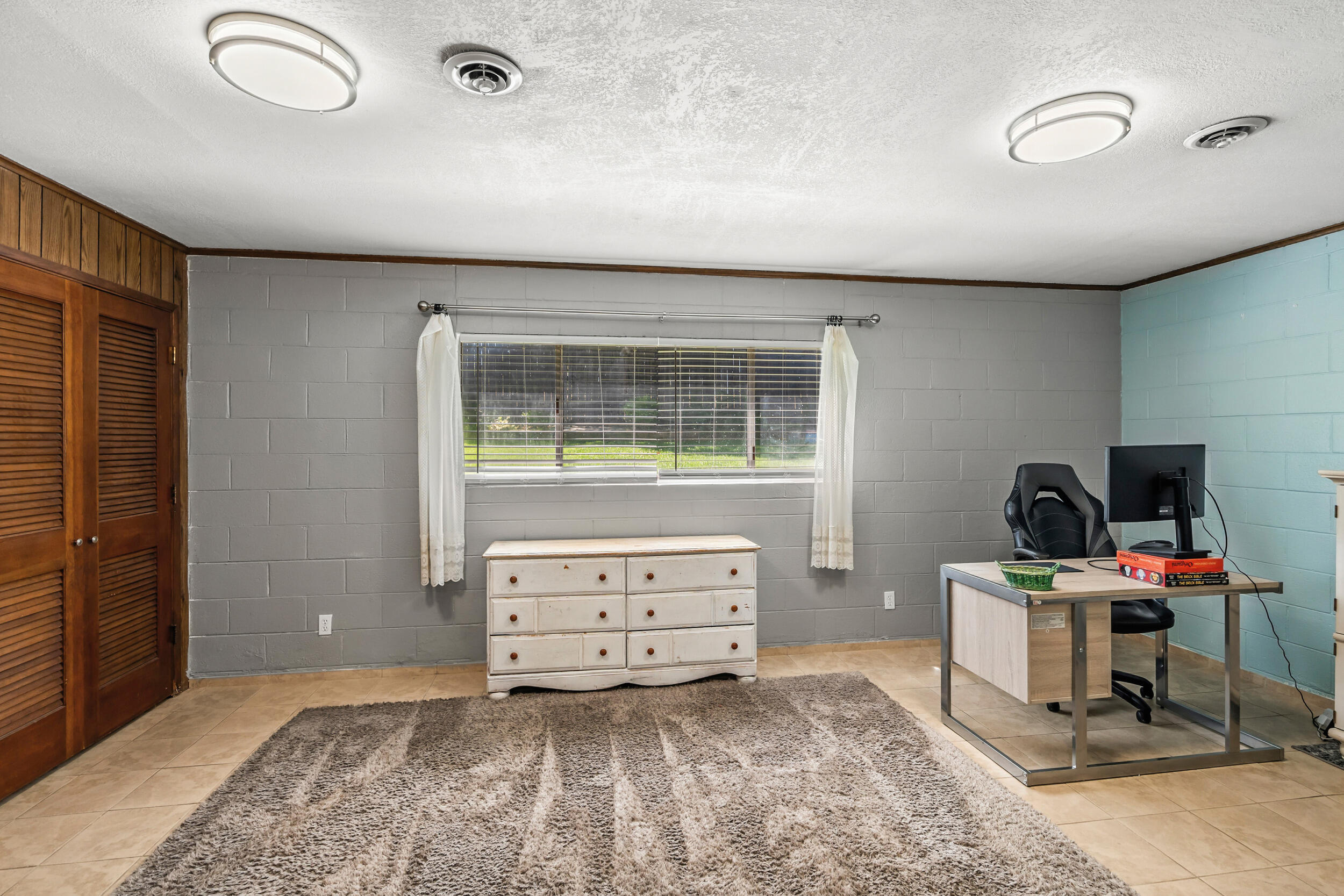 Country Club Meadows Unit No 2 - Residential