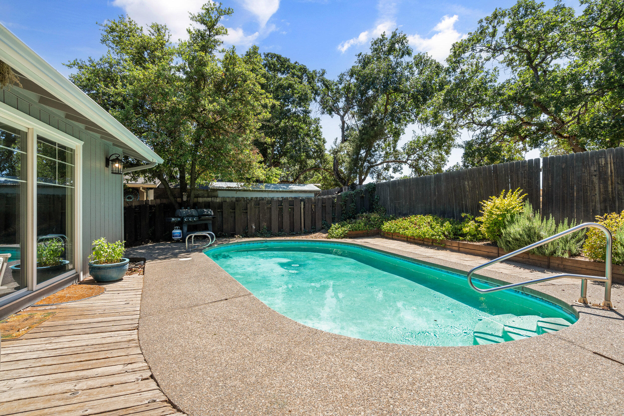 Country Club Meadows Unit No 2 - Residential