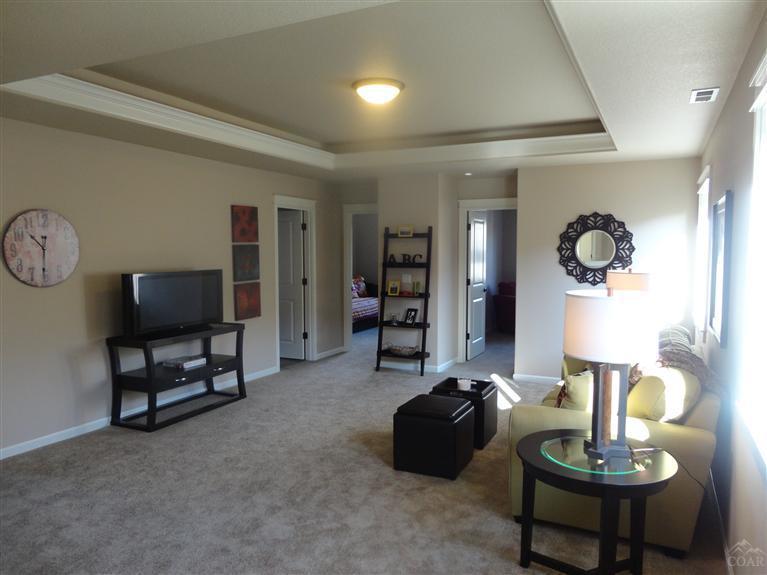 Lava Ridges - Residential