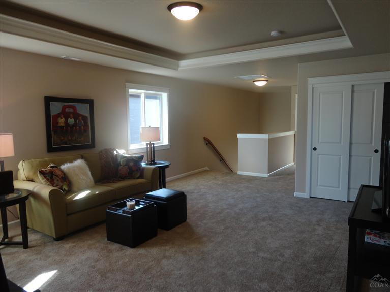 Lava Ridges - Residential