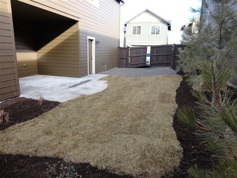 Lava Ridges - Residential