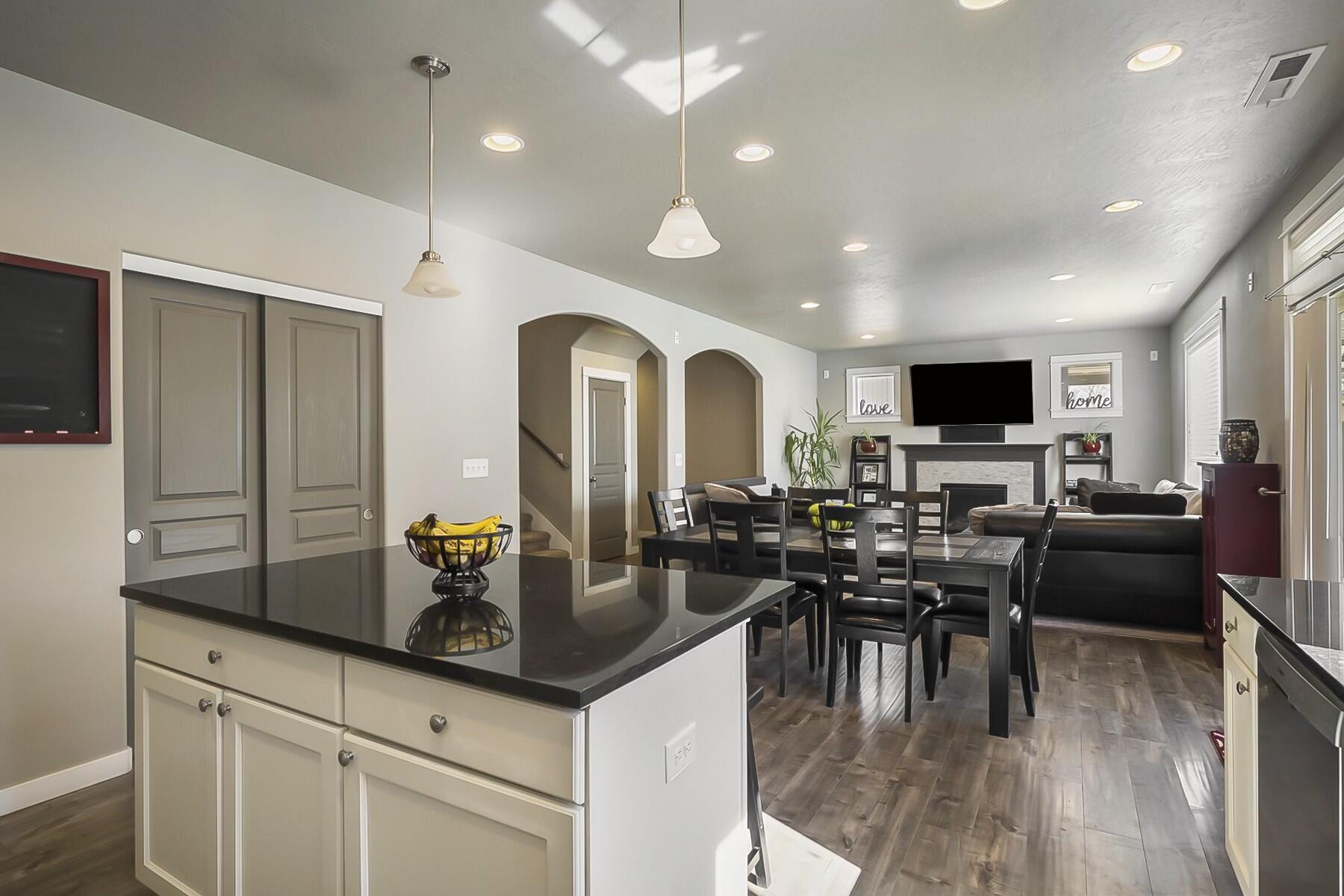 Eagle Crossing - Residential