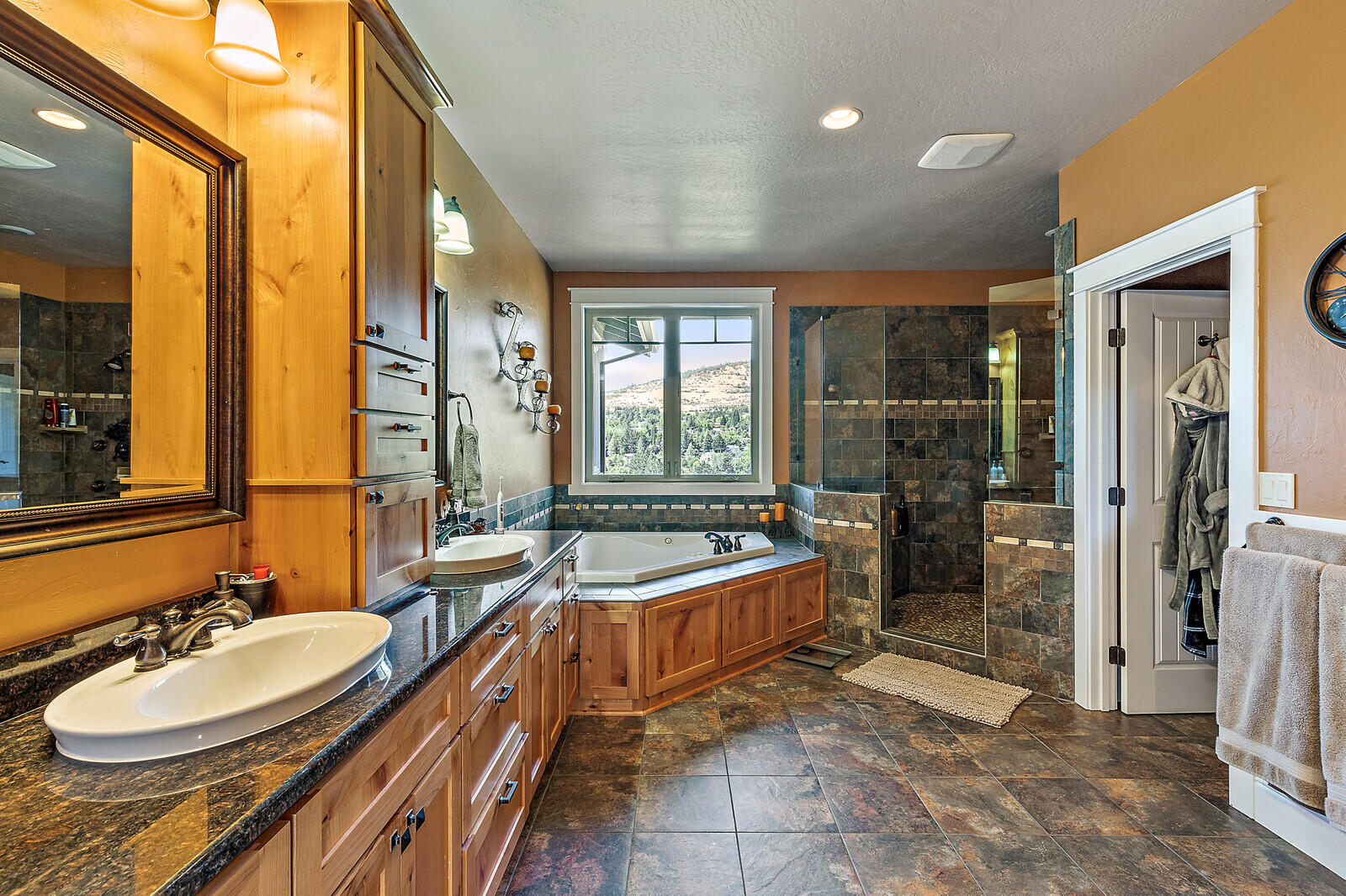 Crystal Heights Phases I &II - Residential