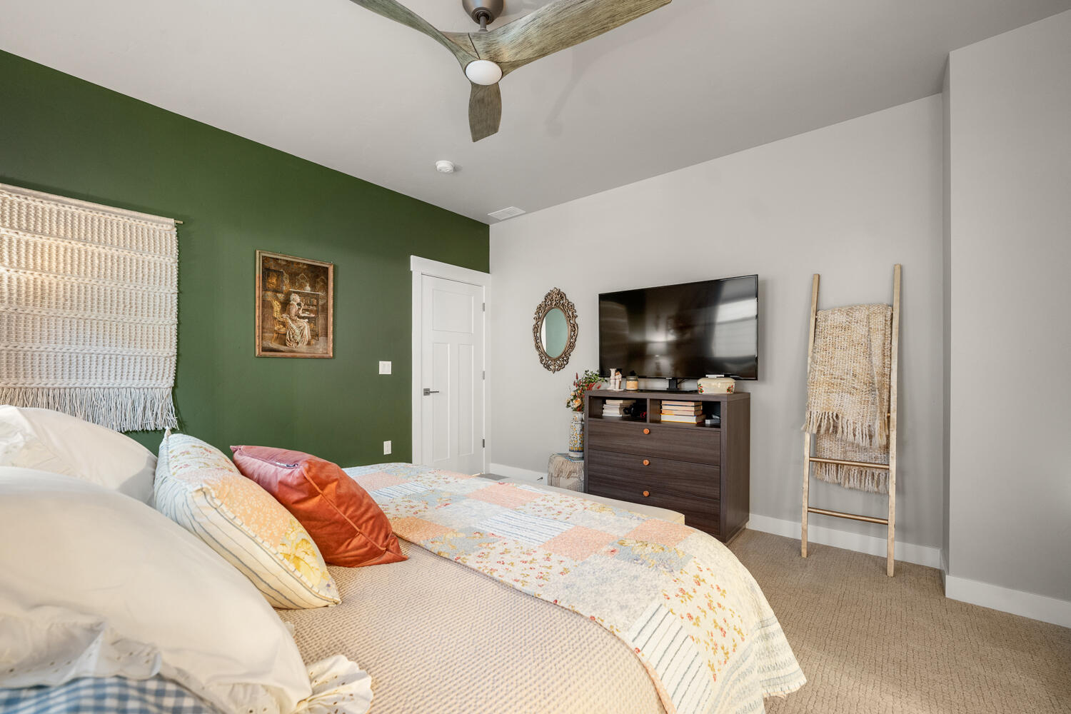 Canyon Rim Village - Residential