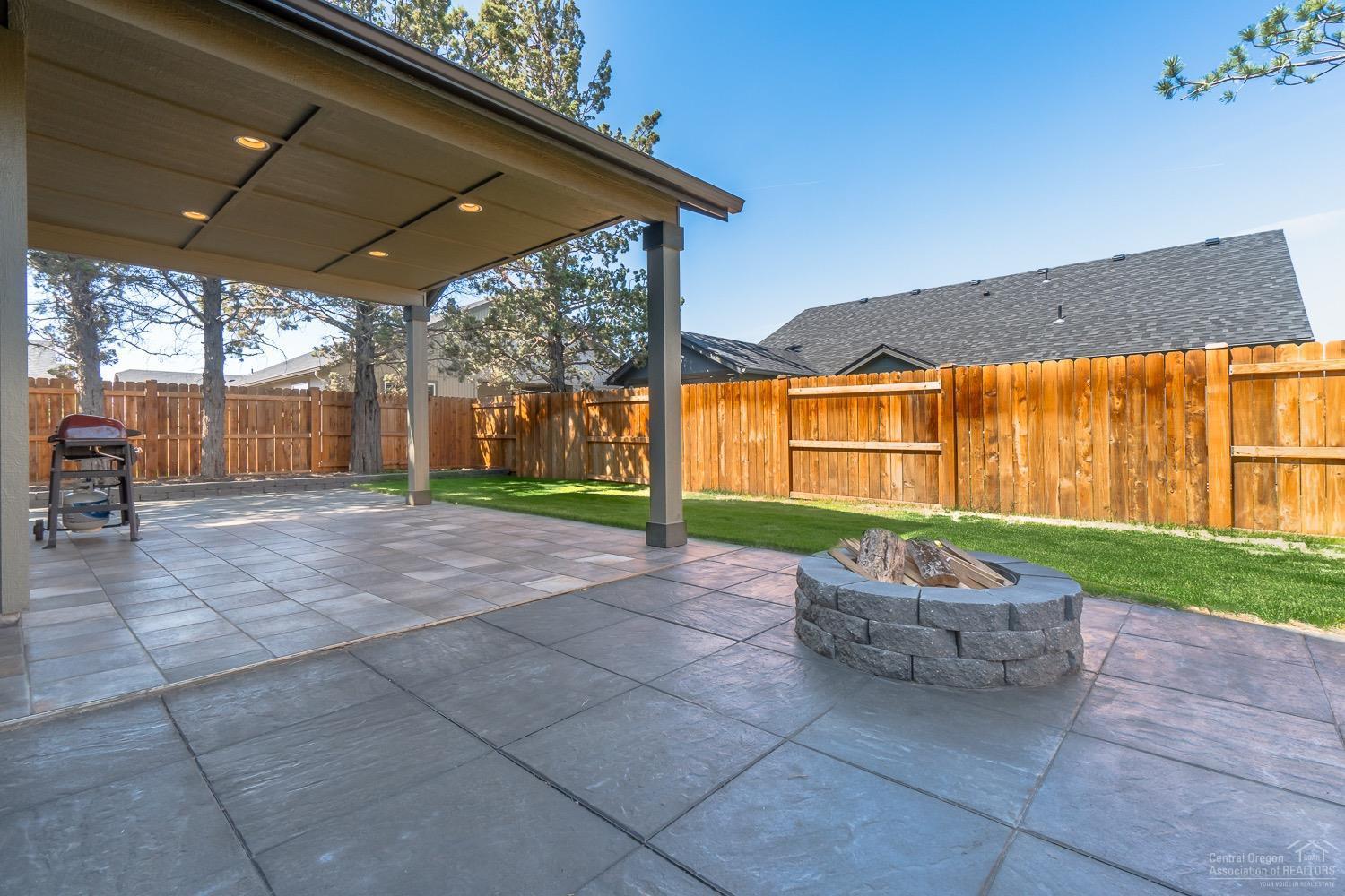 Pettigrew Place - Residential