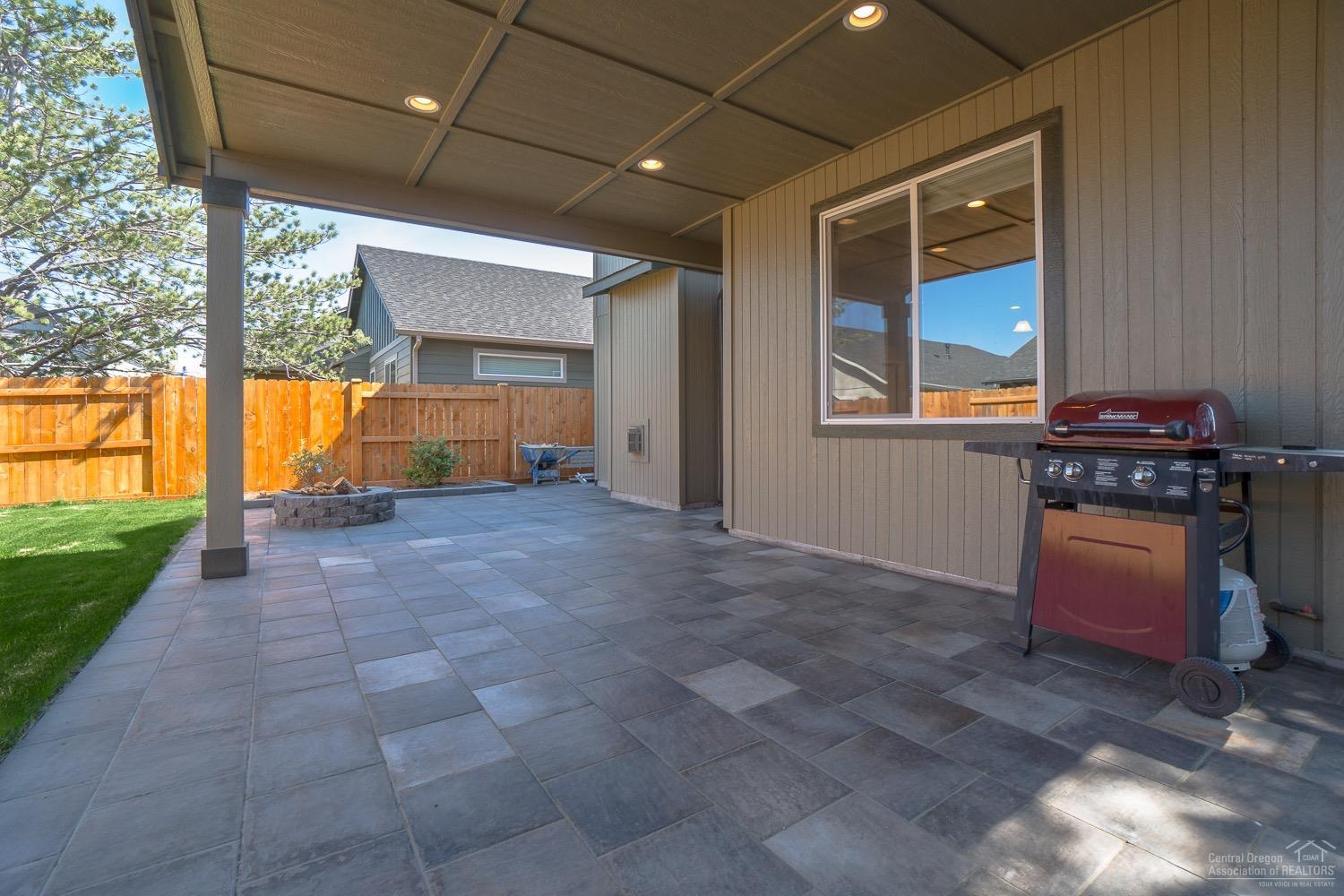 Pettigrew Place - Residential