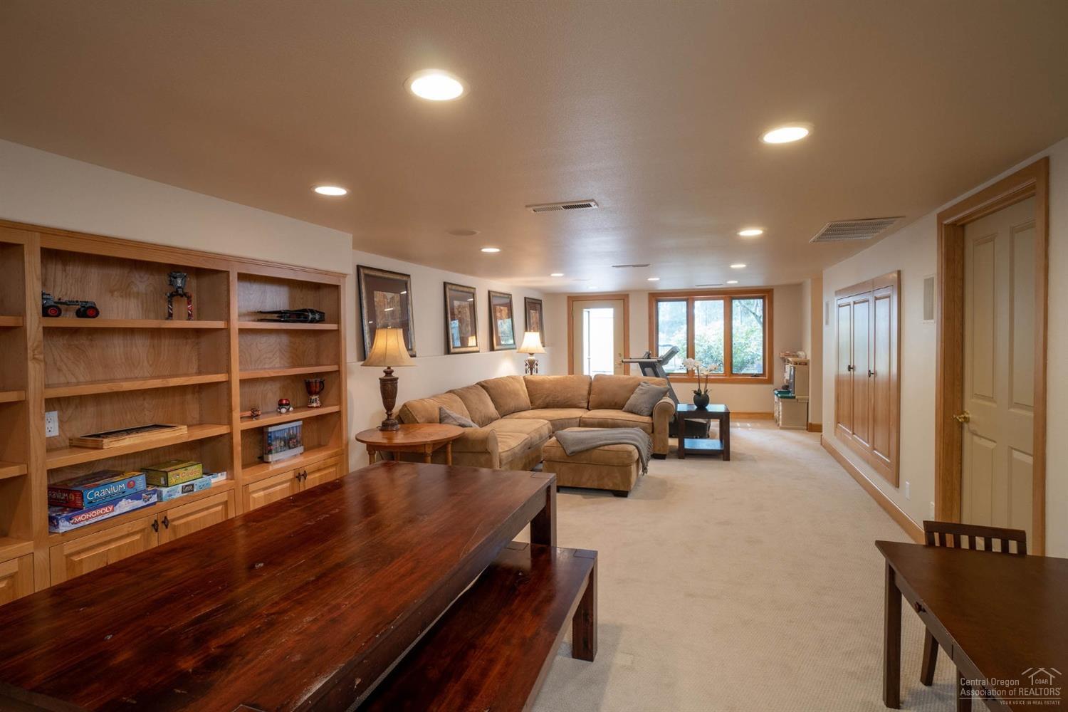 Broken Top - Residential