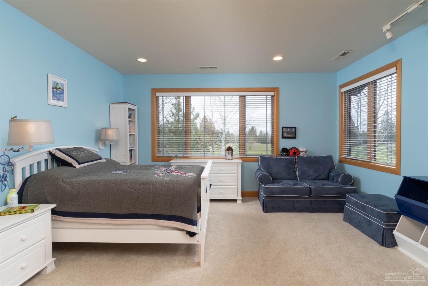 Broken Top - Residential