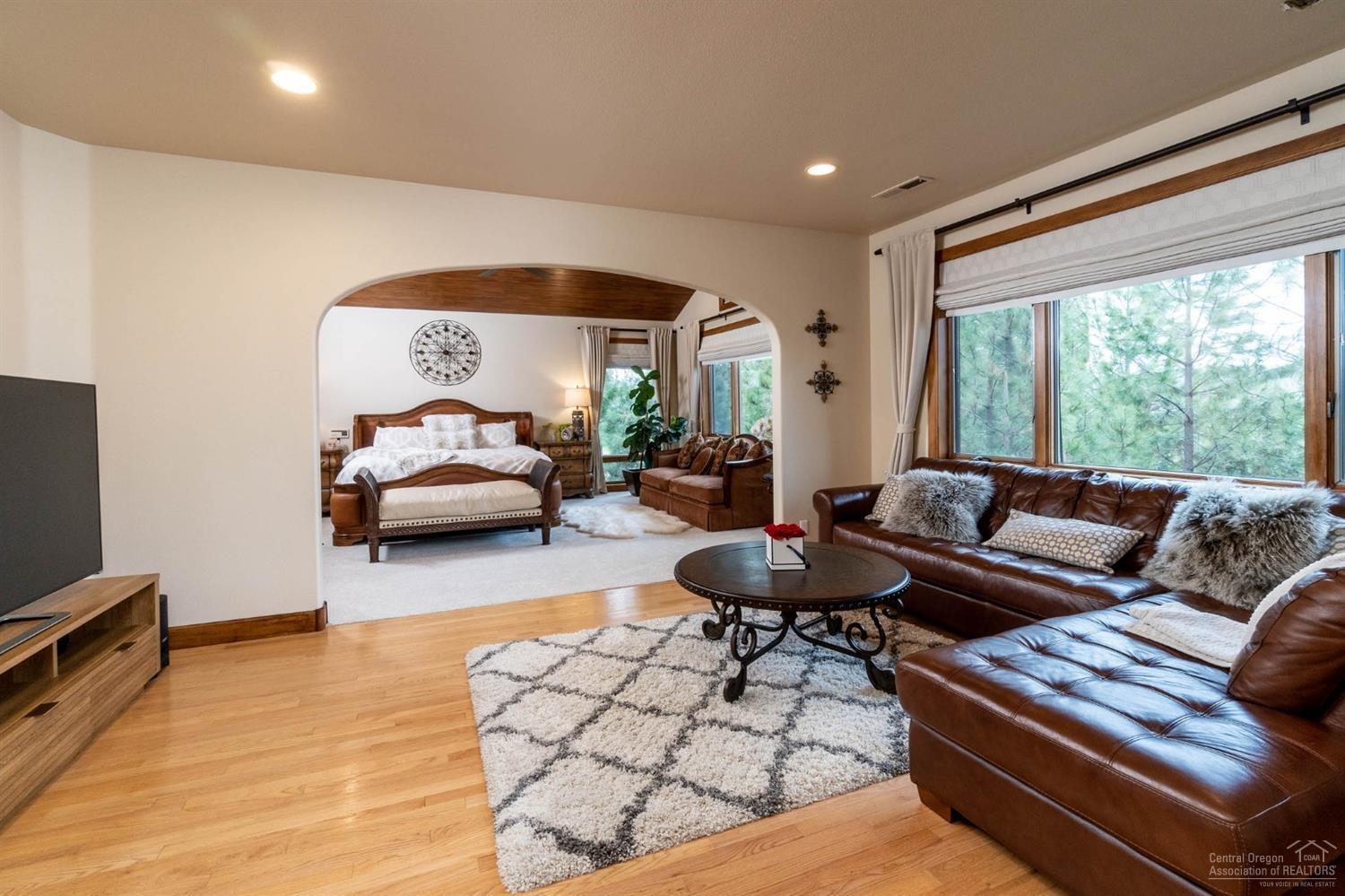 Broken Top - Residential