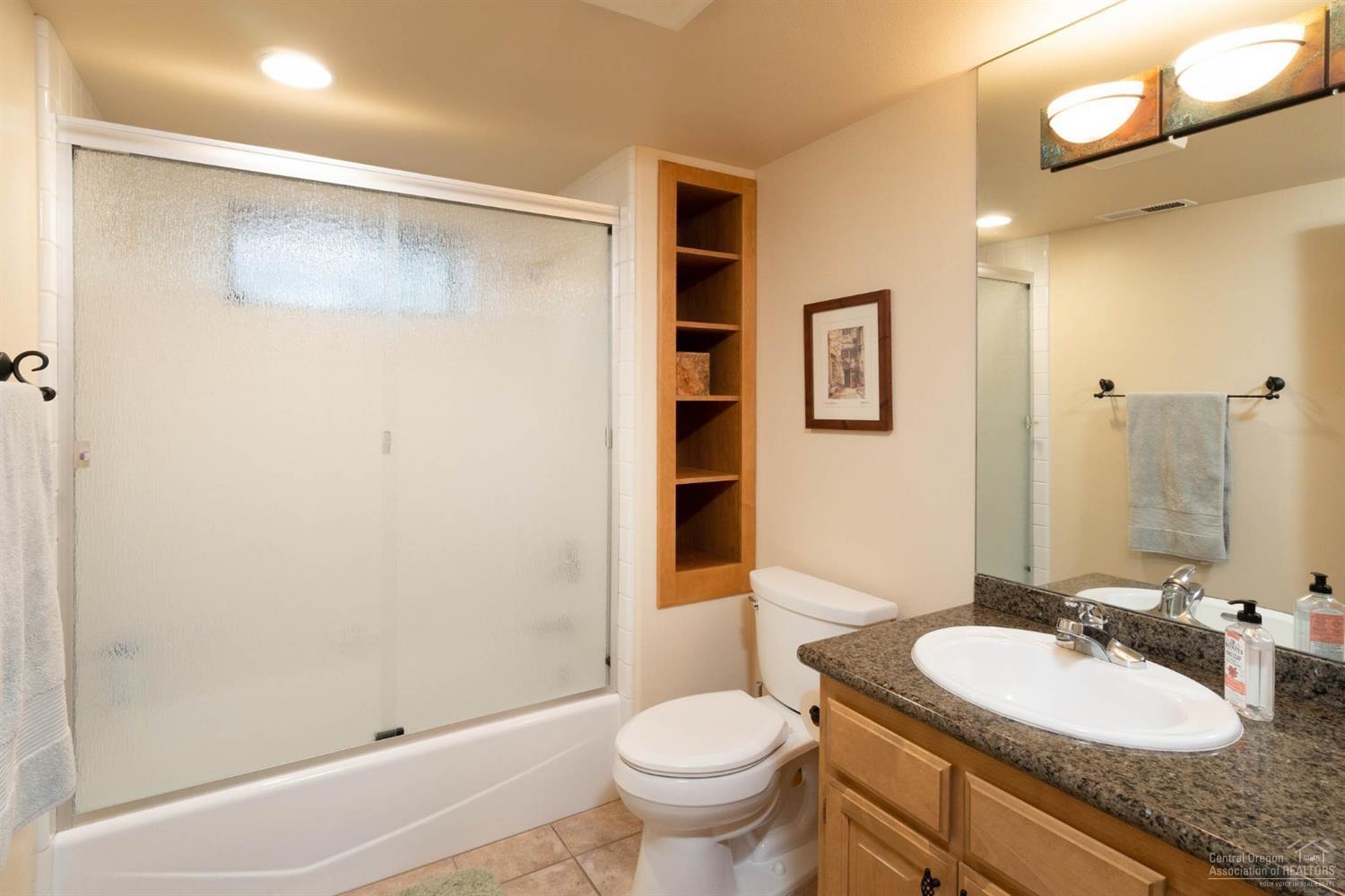 Broken Top - Residential