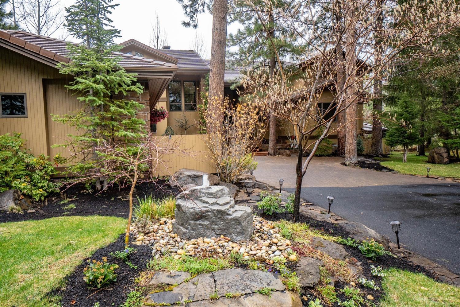 Broken Top - Residential