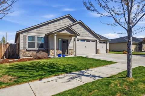1770 SW 36th Way Redmond OR 97756