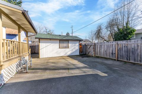 Tiny photo for 419 NW C Street, Grants Pass, OR 97526 (MLS # 220211688)