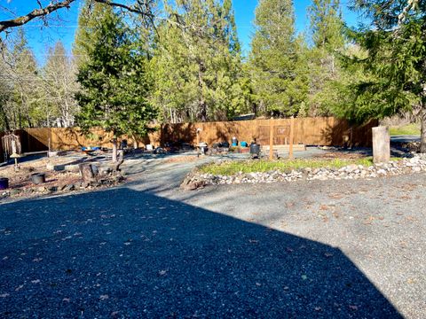 Tiny photo for 5191 Cloverlawn Drive, Grants Pass, OR 97527 (MLS # 220215175)
