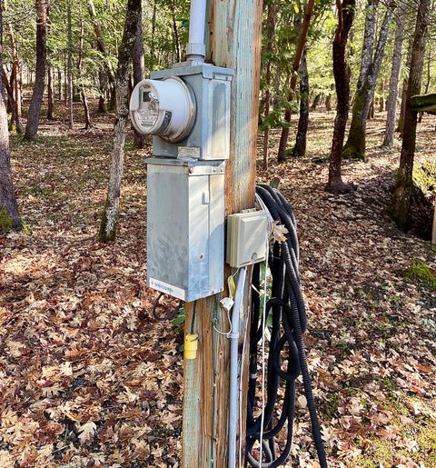 Tiny photo for 5191 Cloverlawn Drive, Grants Pass, OR 97527 (MLS # 220215175)