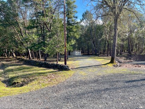 Tiny photo for 5191 Cloverlawn Drive, Grants Pass, OR 97527 (MLS # 220215175)