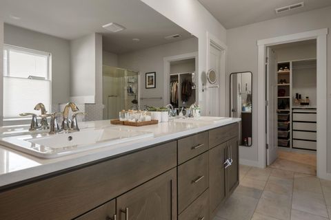 Tiny photo for 63429 Peale Street, Bend, OR 97701 (MLS # 220215874)