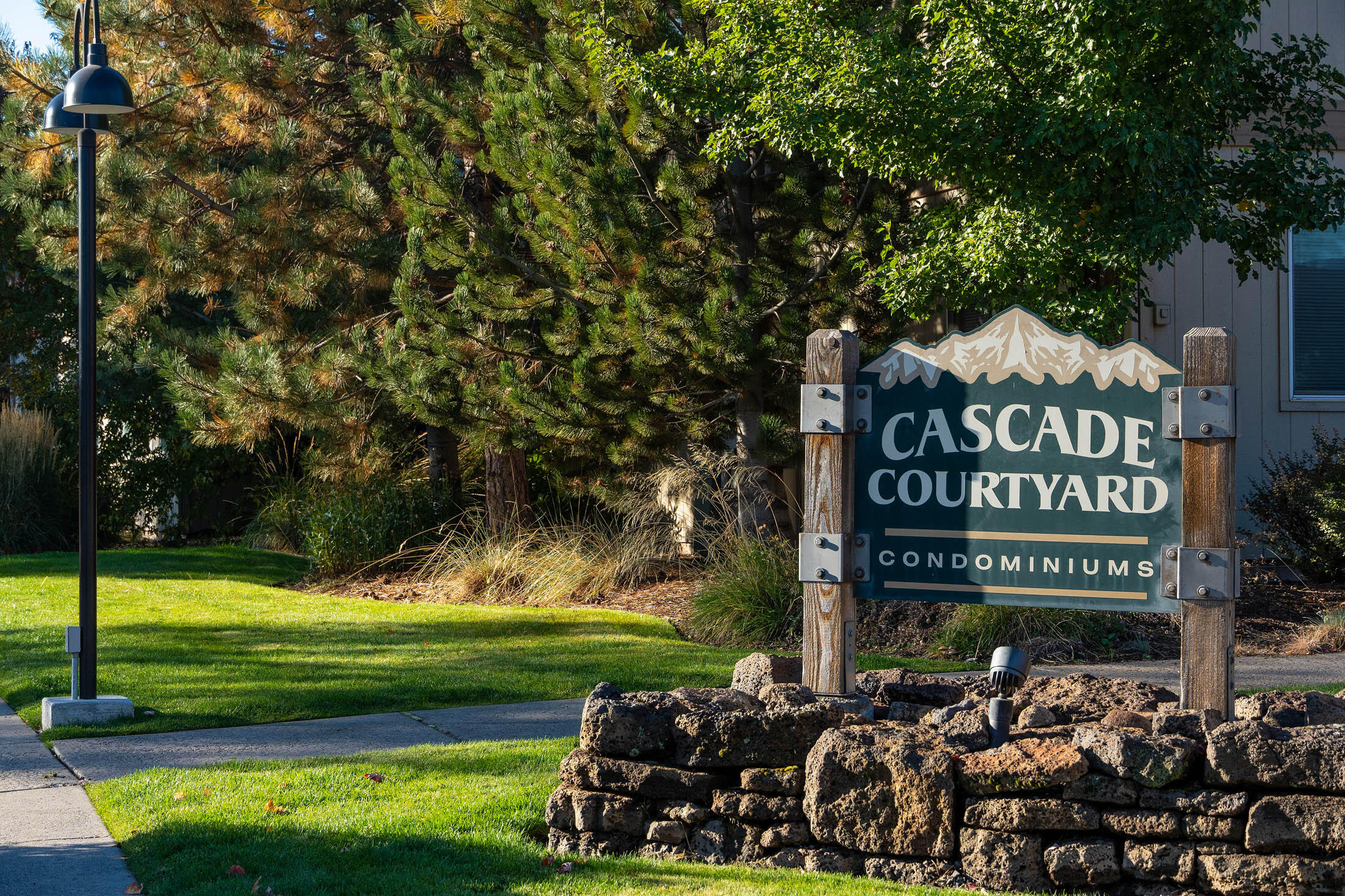 Cascade Courtyard Co - Residential