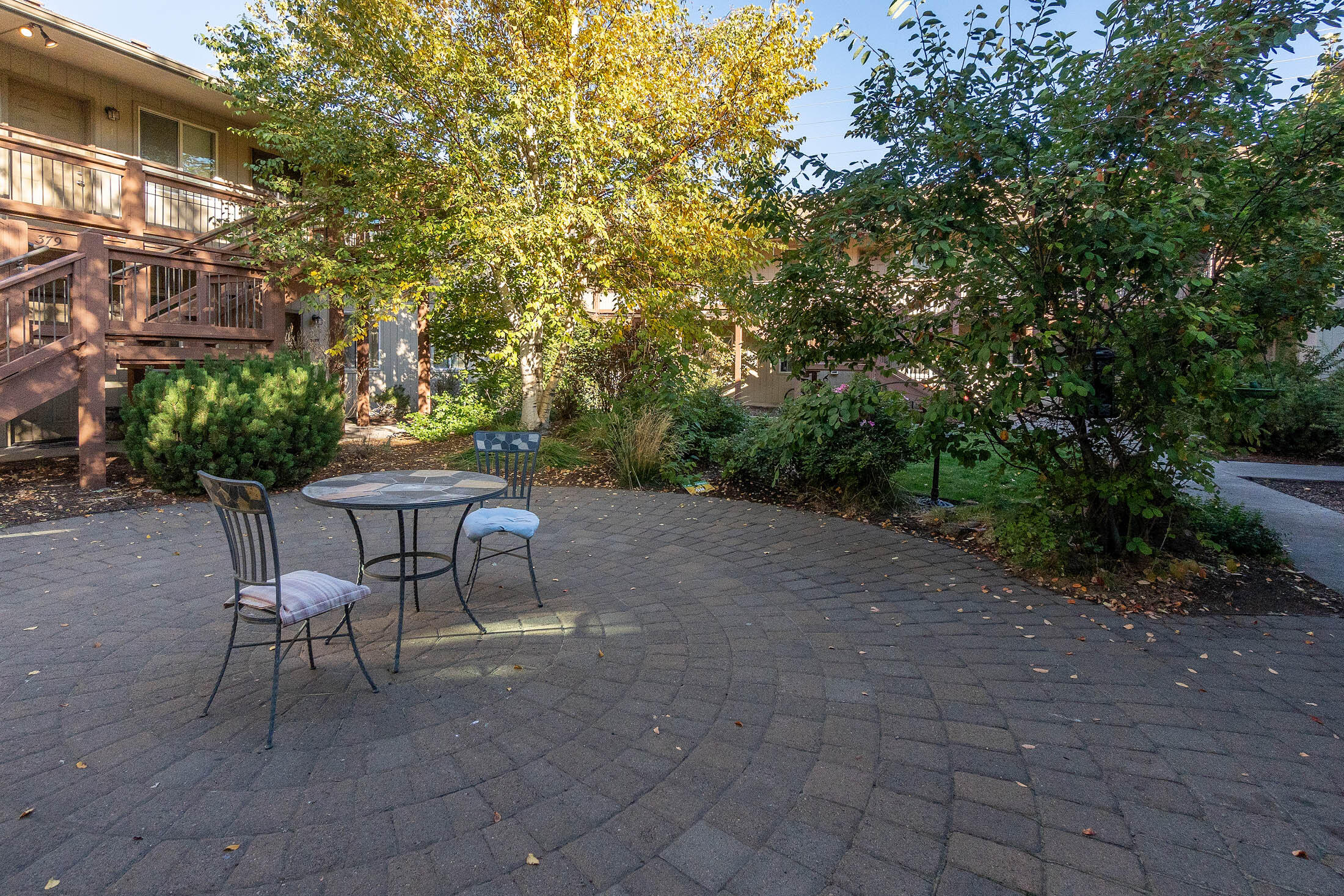 Cascade Courtyard Co - Residential