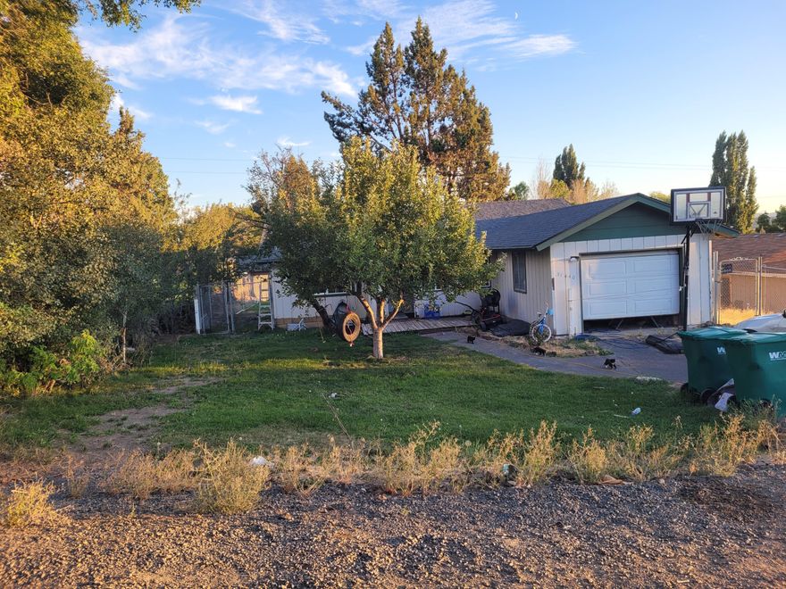 One Party Listing - newer roof, new Mitsubishi mini split unit for year round AC& Heating, +cosmetic improvements & repairs. Closed 7/11/2025.