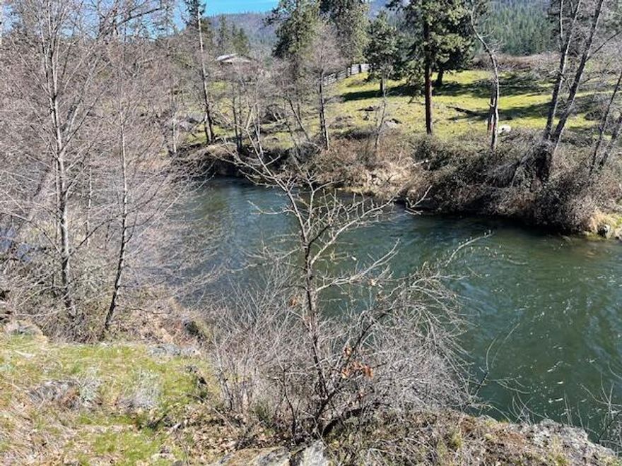 Here is your chance to own a buildable riverfront parcel on the Famous Applegate River. The residential zoning will make it easier to build your dream home or a getaway retreat. This great property is mostly flat and out of the flood plain. An appointment is required to view this property and it is not viewable from the Rd.
No showings until after 11-30-2025