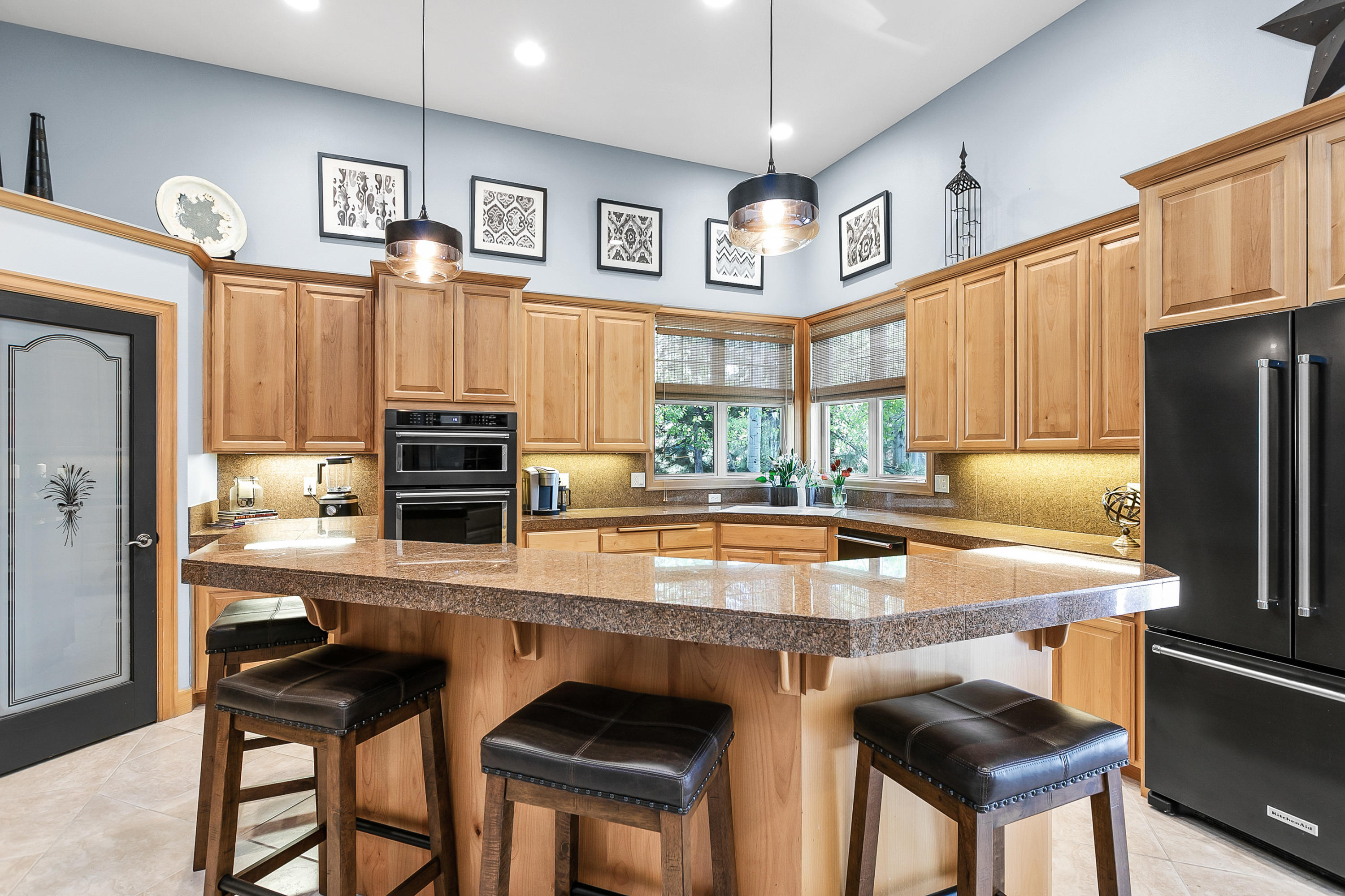 Broken Top - Residential