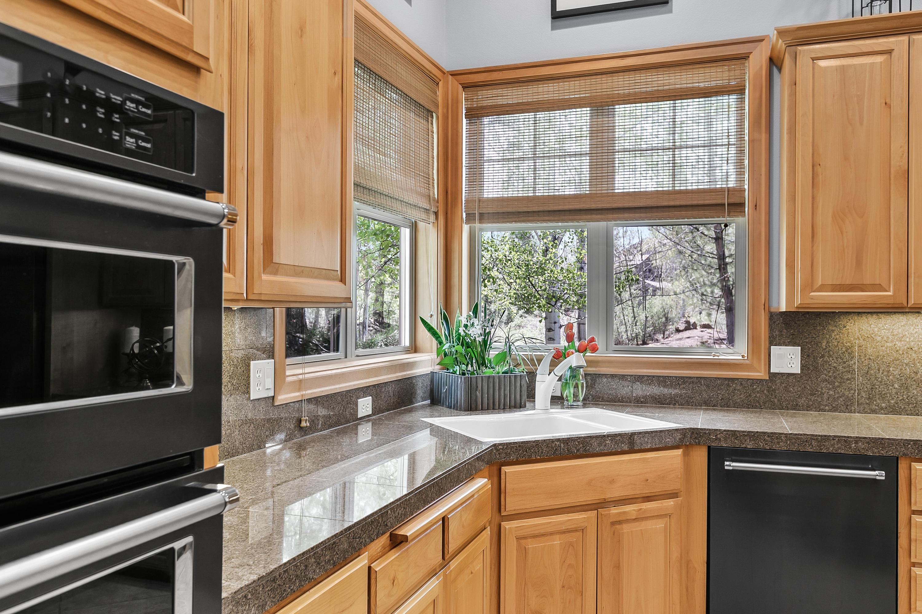 Broken Top - Residential