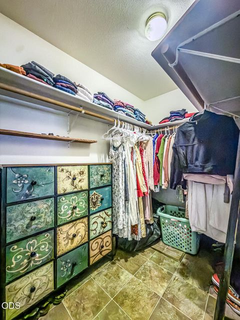 Tiny photo for 11550 Simpson Canyon Road, Klamath Falls, OR 97601 (MLS # 220223729)