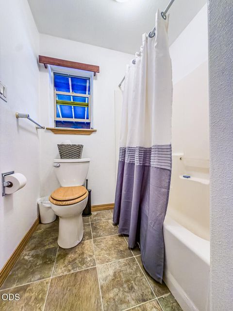 Tiny photo for 11550 Simpson Canyon Road, Klamath Falls, OR 97601 (MLS # 220223729)