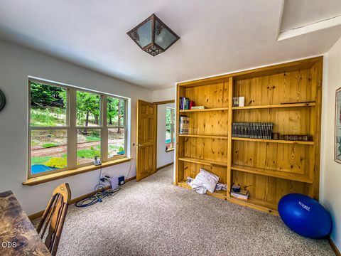 Tiny photo for 11550 Simpson Canyon Road, Klamath Falls, OR 97601 (MLS # 220223729)