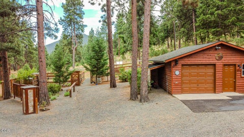 Tiny photo for 11550 Simpson Canyon Road, Klamath Falls, OR 97601 (MLS # 220223729)