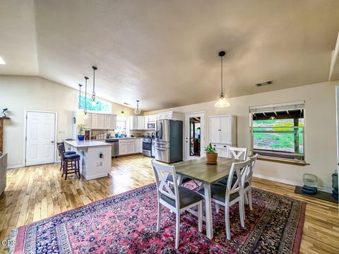 Tiny photo for 11550 Simpson Canyon Road, Klamath Falls, OR 97601 (MLS # 220223729)