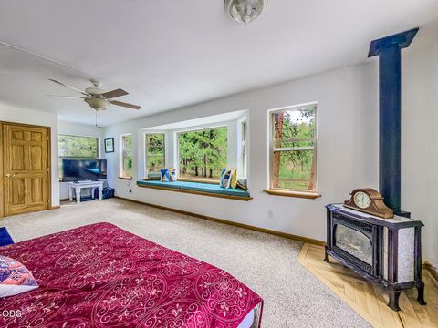 Tiny photo for 11550 Simpson Canyon Road, Klamath Falls, OR 97601 (MLS # 220223729)