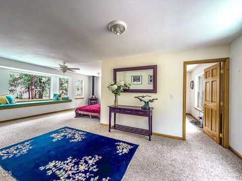 Tiny photo for 11550 Simpson Canyon Road, Klamath Falls, OR 97601 (MLS # 220223729)